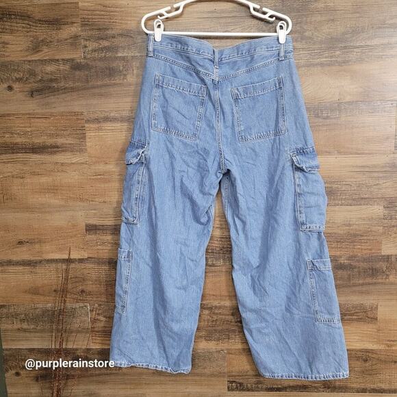 Old Navy Jeans Size 12 Baggy Wide Leg Cargo Mid Rise Medium Wash Denim Hipster - Picture 2 of 10